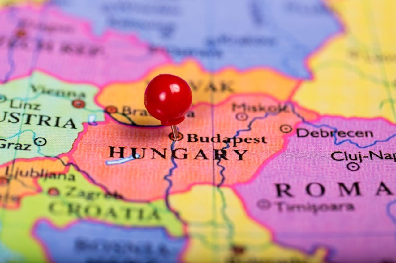 Külföldről autóval a budapesti reptérre: útvonal, matrica, parkolás