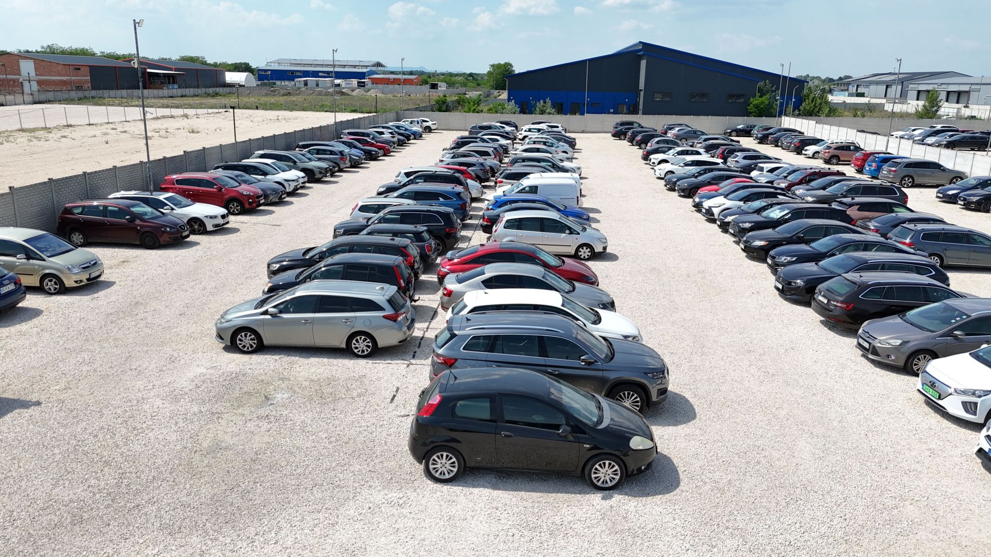 Airport Parking Hungary — Flughafenparken